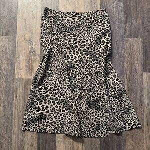 Animal print midi skirt with slit